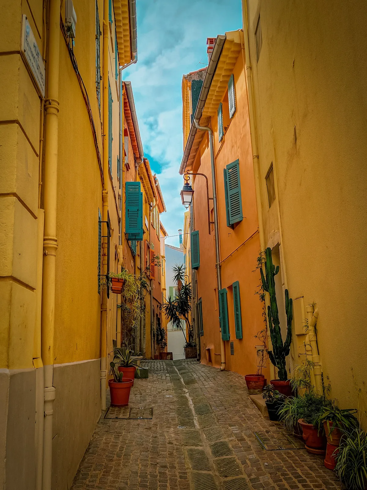 The Saffron Alley — Cannes — France
